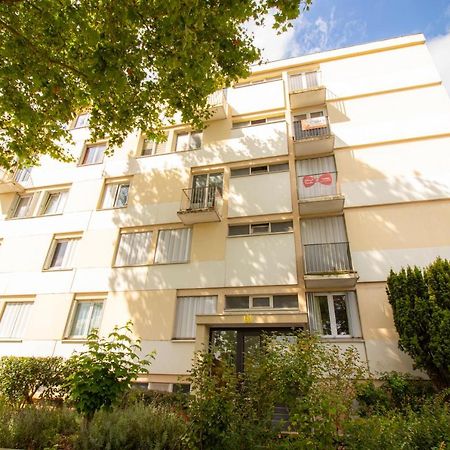 La Hearty Room Logement En Colocation Ле-Плесси-Робинсон Экстерьер фото